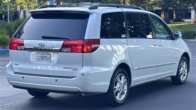 2004 Toyota Sienna XLE 7 Passenger - Photo 5 - Sacramento, CA 95618