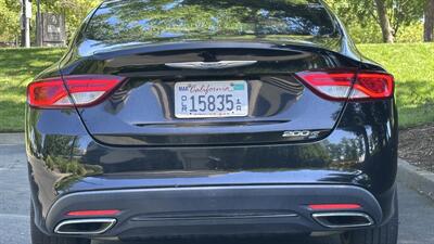 2015 Chrysler 200 S - Photo 5 - Sacramento, CA 95618