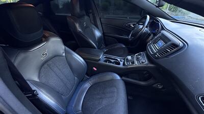 2015 Chrysler 200 S - Photo 9 - Sacramento, CA 95618