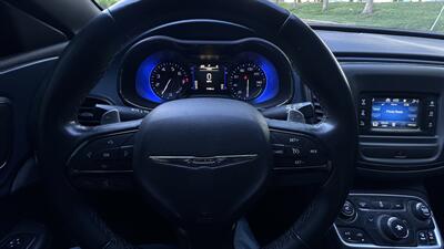 2015 Chrysler 200 S - Photo 13 - Sacramento, CA 95618