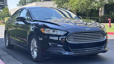 2016 Ford Fusion SE Sedan