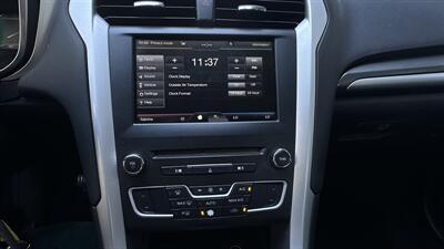 2016 Ford Fusion SE   - Photo 16 - Davis, CA 95618
