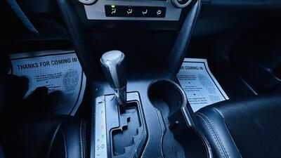 2012 Toyota Camry SE   - Photo 14 - Sacramento, CA 95618