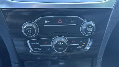 2015 Chrysler 300 Series Limited - Photo 17 - Sacramento, CA 95618