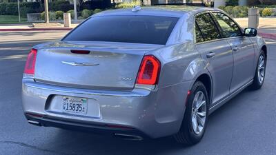 2015 Chrysler 300 Series Limited - Photo 7 - Sacramento, CA 95618
