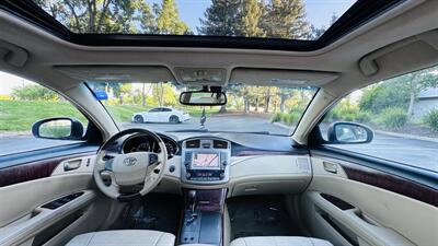 2011 Toyota Avalon XLS   - Photo 12 - Sacramento, CA 95618
