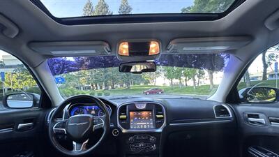 2015 Chrysler 300 Series Limited - Photo 12 - Sacramento, CA 95618