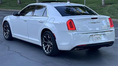 2015 Chrysler 300 Series Limited - Photo 8 - Sacramento, CA 95618
