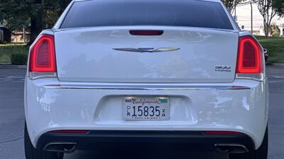 2015 Chrysler 300 Series Limited - Photo 7 - Sacramento, CA 95618