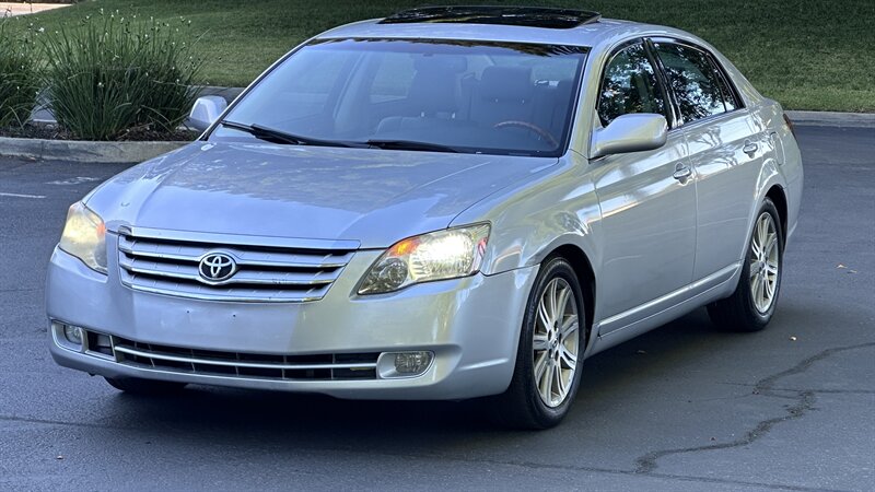 2007 Toyota Avalon XL   - Photo 1 - Sacramento, CA 95618