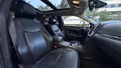 2016 Chrysler 300 Series Limited - Photo 14 - Sacramento, CA 95618