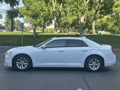 2016 Chrysler 300 Series Limited - Photo 4 - Sacramento, CA 95618