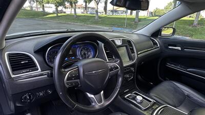 2016 Chrysler 300 Series Limited - Photo 8 - Sacramento, CA 95618