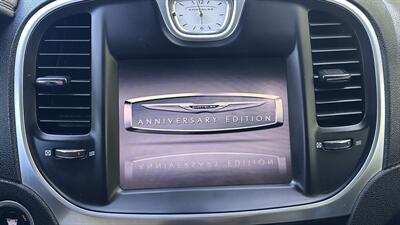 2016 Chrysler 300 Series Limited - Photo 18 - Sacramento, CA 95618