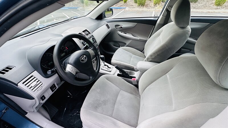 2012 Toyota Corolla LE - Photo 7 - Sacramento, CA 95618