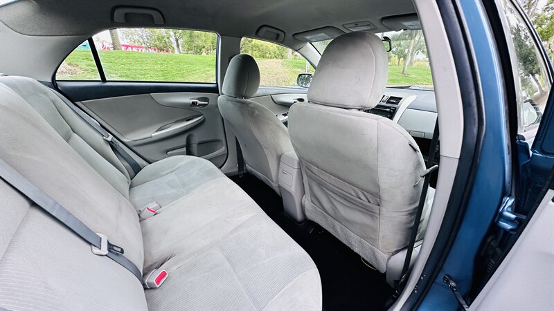 2012 Toyota Corolla LE - Photo 8 - Sacramento, CA 95618