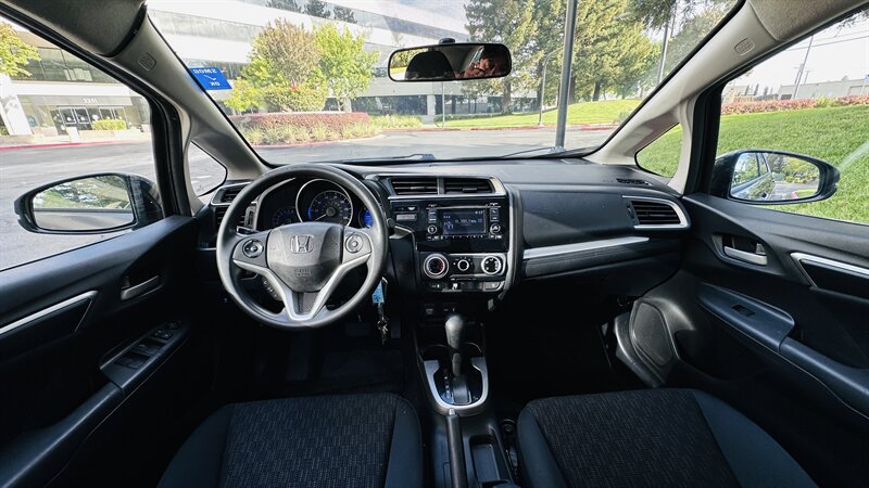 2015 Honda Fit LX - Photo 9 - Sacramento, CA 95618