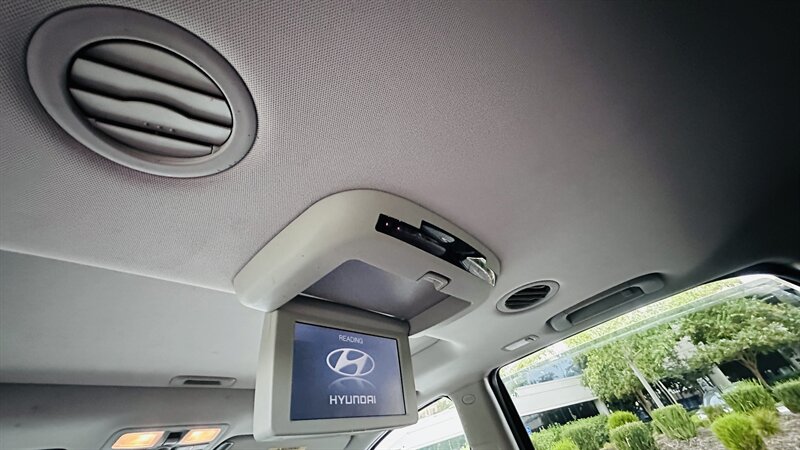 2008 Hyundai Veracruz Limited - Photo 9 - Sacramento, CA 95618