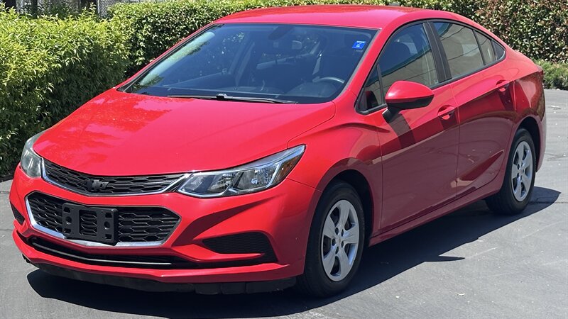 2016 Chevrolet Cruze LS Auto   - Photo 1 - Sacramento, CA 95618