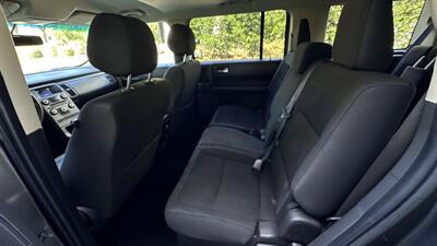 2016 Ford Flex SE   - Photo 9 - Davis, CA 95618