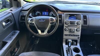 2016 Ford Flex SE   - Photo 10 - Davis, CA 95618