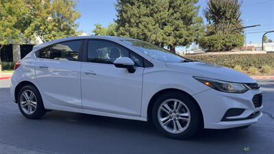2017 Chevrolet Cruze LT Auto   - Photo 7 - Sacramento, CA 95618