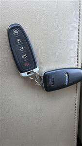 2016 Ford Flex SEL   - Photo 11 - Davis, CA 95618