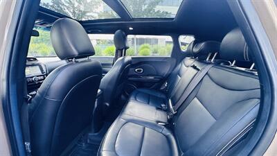 2015 Kia Soul + - Photo 10 - Sacramento, CA 95618
