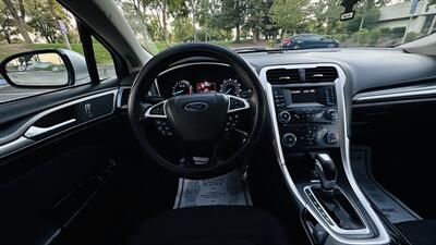 2014 Ford Fusion SE   - Photo 12 - Sacramento, CA 95618