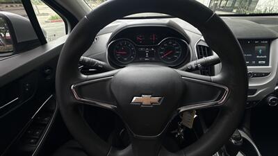 2018 Chevrolet Cruze LS Auto   - Photo 16 - Sacramento, CA 95618