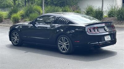 2013 Ford Mustang V6 Premium - Photo 4 - Sacramento, CA 95618