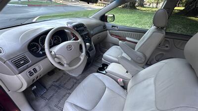 2005 Toyota Sienna XLE 7 Passenger - Photo 7 - Sacramento, CA 95618