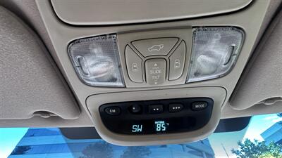 2005 Toyota Sienna XLE 7 Passenger - Photo 16 - Sacramento, CA 95618