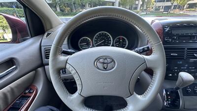 2005 Toyota Sienna XLE 7 Passenger - Photo 14 - Sacramento, CA 95618