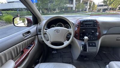 2005 Toyota Sienna XLE 7 Passenger - Photo 13 - Sacramento, CA 95618