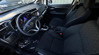2015 Honda Fit LX - Photo 5 - Sacramento, CA 95618
