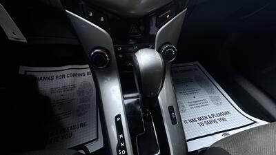 2014 Chevrolet Cruze LS Auto - Photo 16 - Sacramento, CA 95618