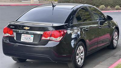2014 Chevrolet Cruze LS Auto - Photo 6 - Sacramento, CA 95618