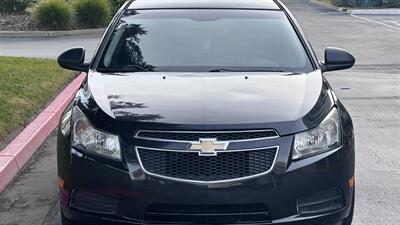 2014 Chevrolet Cruze LS Auto - Photo 2 - Sacramento, CA 95618
