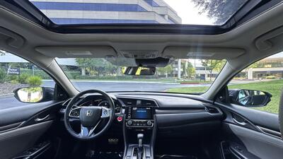 2019 Honda Civic Touring - Photo 14 - Sacramento, CA 95618