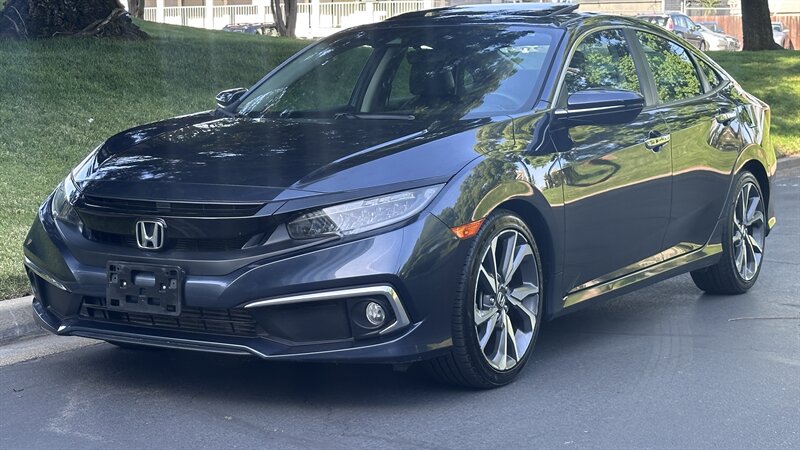 2019 Honda Civic Touring   - Photo 1 - Sacramento, CA 95618