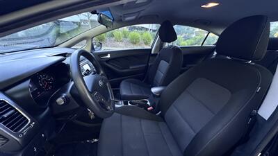 2018 Kia Forte LX   - Photo 9 - Sacramento, CA 95618
