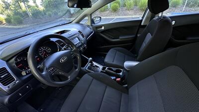 2018 Kia Forte LX   - Photo 8 - Sacramento, CA 95618