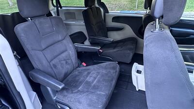 2016 Dodge Grand Caravan SXT - Photo 13 - Sacramento, CA 95618