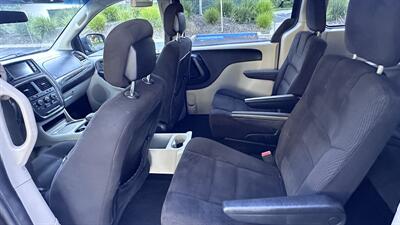 2016 Dodge Grand Caravan SXT - Photo 9 - Sacramento, CA 95618