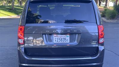 2016 Dodge Grand Caravan SXT - Photo 5 - Sacramento, CA 95618