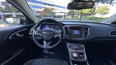 2015 Chrysler 200 Limited   - Photo 11 - Sacramento, CA 95618