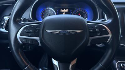 2015 Chrysler 200 Limited   - Photo 16 - Sacramento, CA 95618