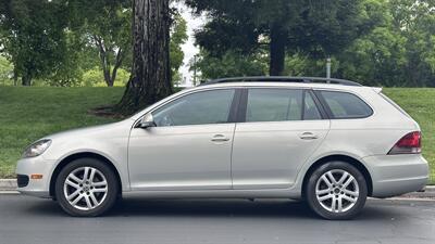 2011 Volkswagen Golf Wagon Comfortline   - Photo 8 - Sacramento, CA 95618