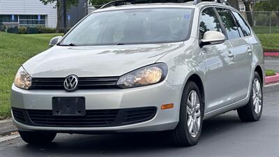 2011 Volkswagen Golf Wagon Comfortline   - Photo 2 - Sacramento, CA 95618
